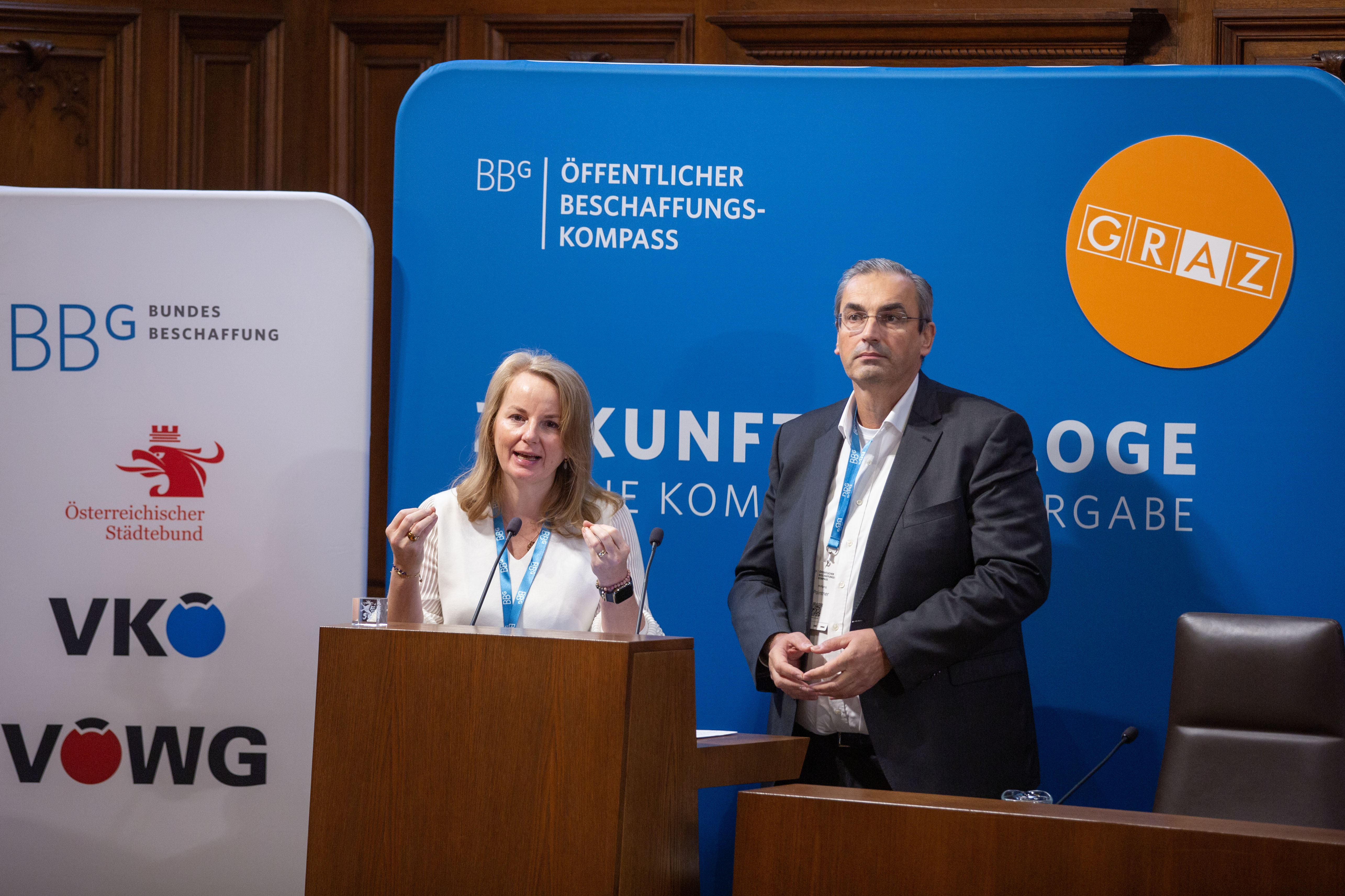 BBG-Juristen während ihres Vortrages